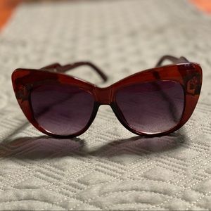 3/$20 oversized cat eye sunglasses